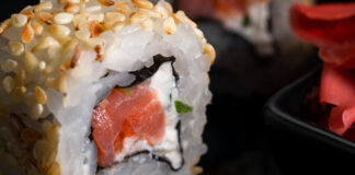 Foxes Caught in Dramatic Squabbles